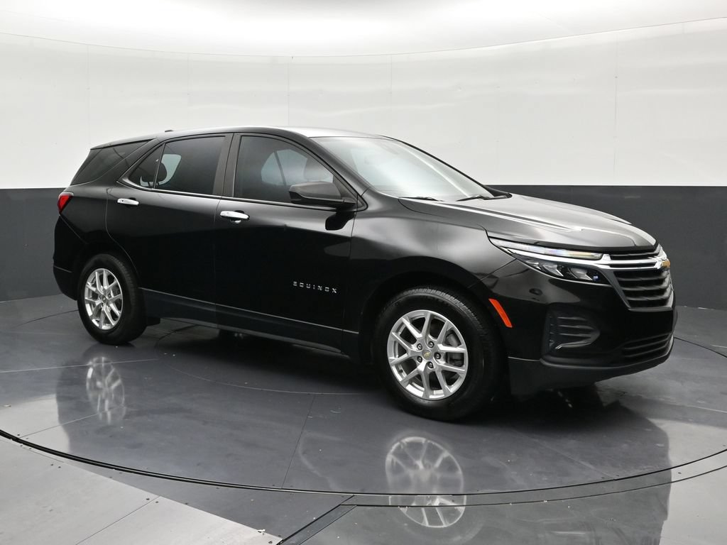 Used 2022 Chevrolet Equinox LS FWD image 7