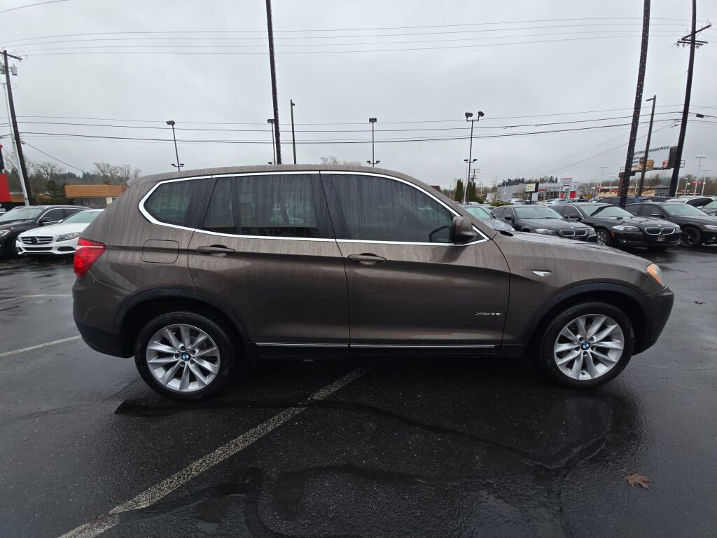 Used 2011 BMW X3 xDrive35i image 4