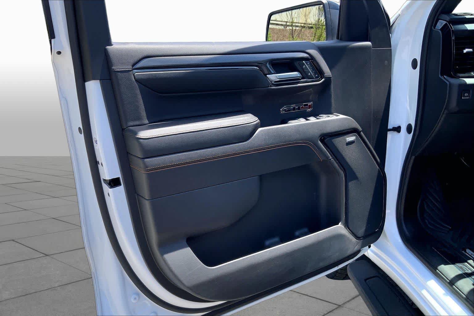 Certified 2023 GMC Sierra 1500 AT4 w/ AT4 Premium Package AWD/4WD image 22