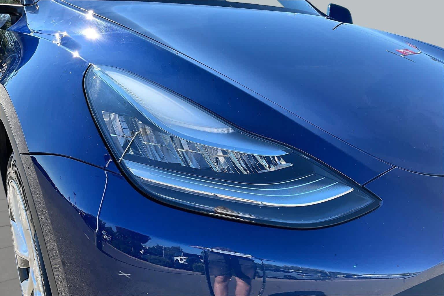 Used 2020 Tesla Model Y Long Range AWD/4WD image 27