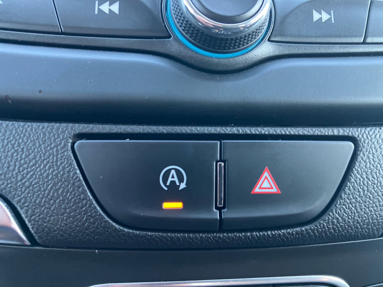 Used 2022 Chevrolet Equinox LT image 23