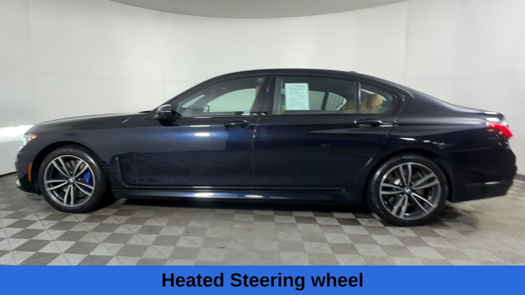 Used 2022 BMW 740i xDrive w/ Luxury Rear Seating Package image 8