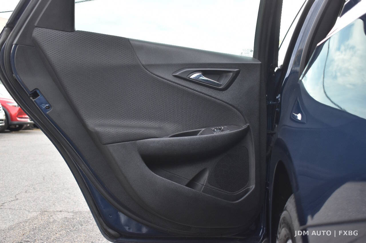 Used 2019 Chevrolet Malibu LT w/ LPO, Convenience Package 2 FWD image 10