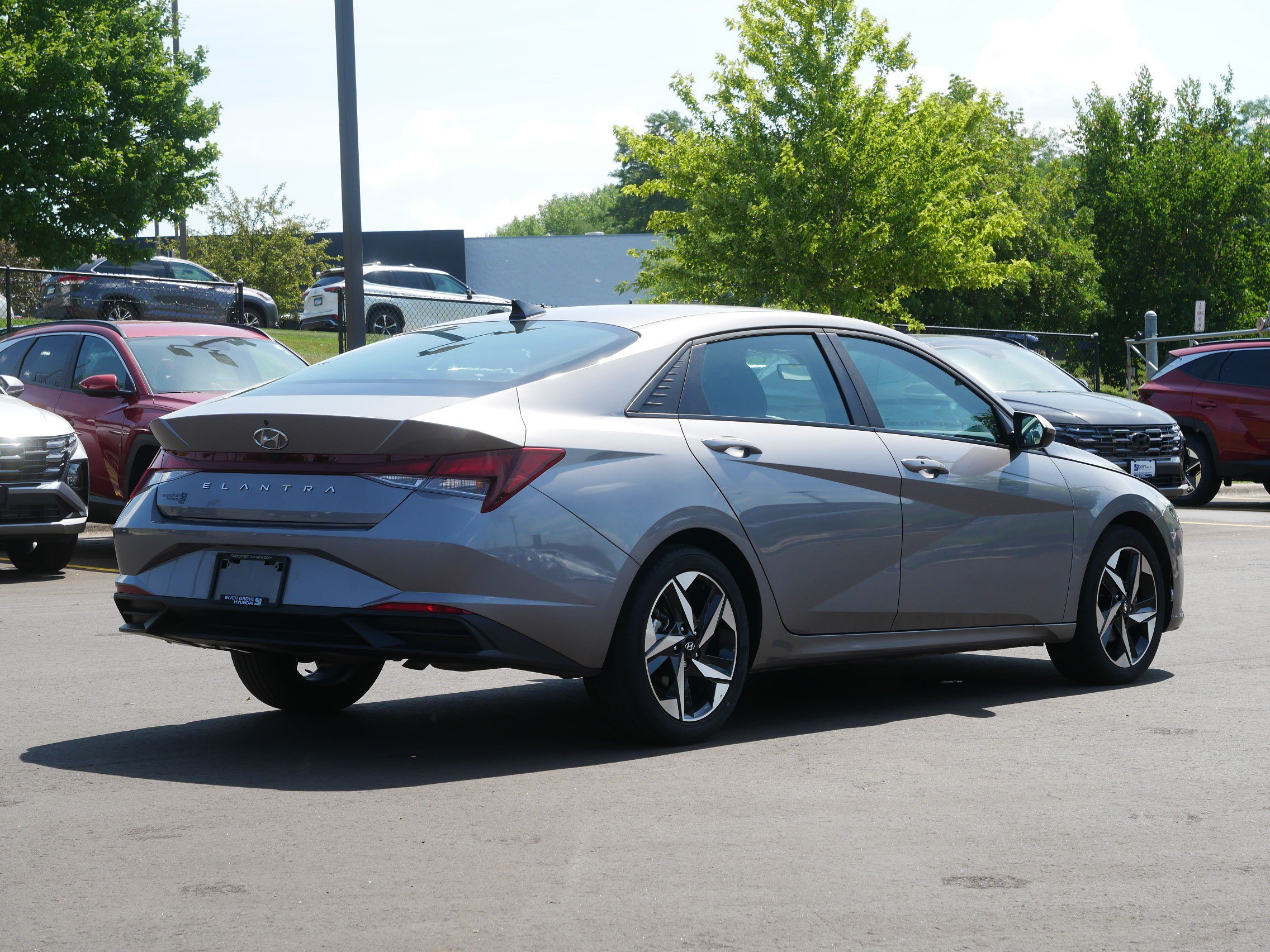 Used 2023 Hyundai Elantra SEL w/ Convenience Package FWD image 6
