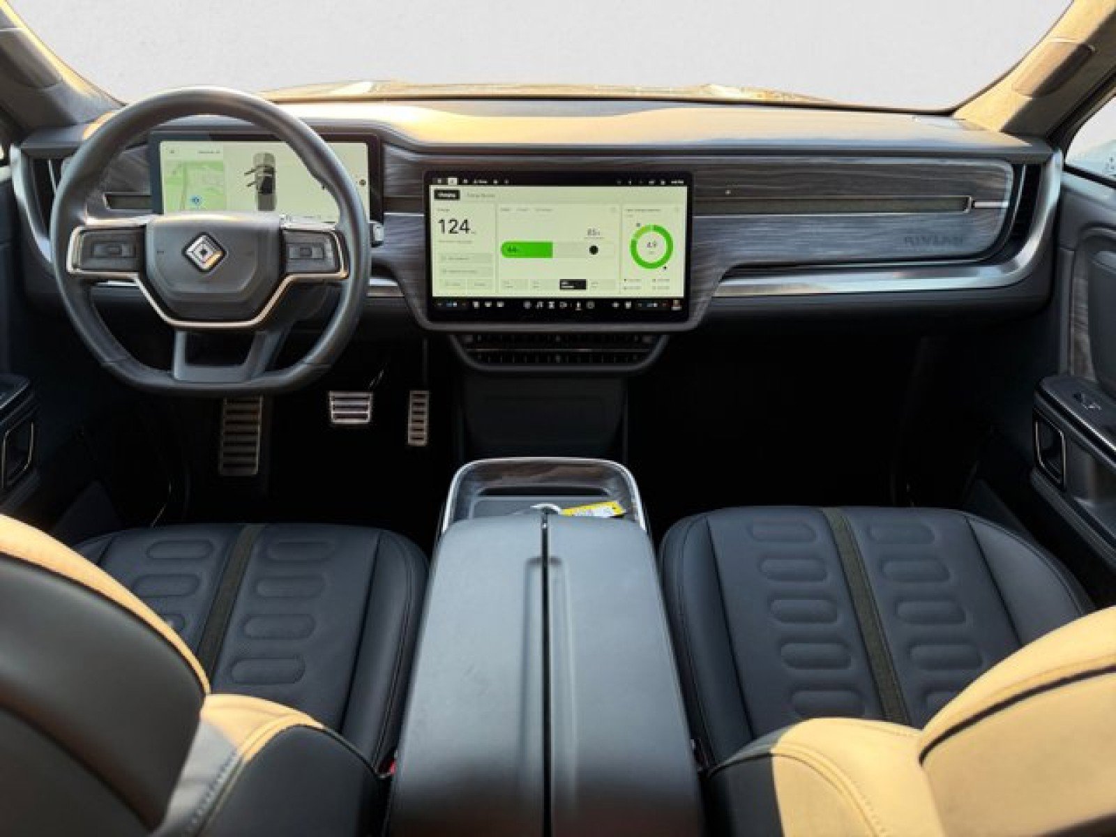 Used 2022 Rivian R1T Launch Edition image 14