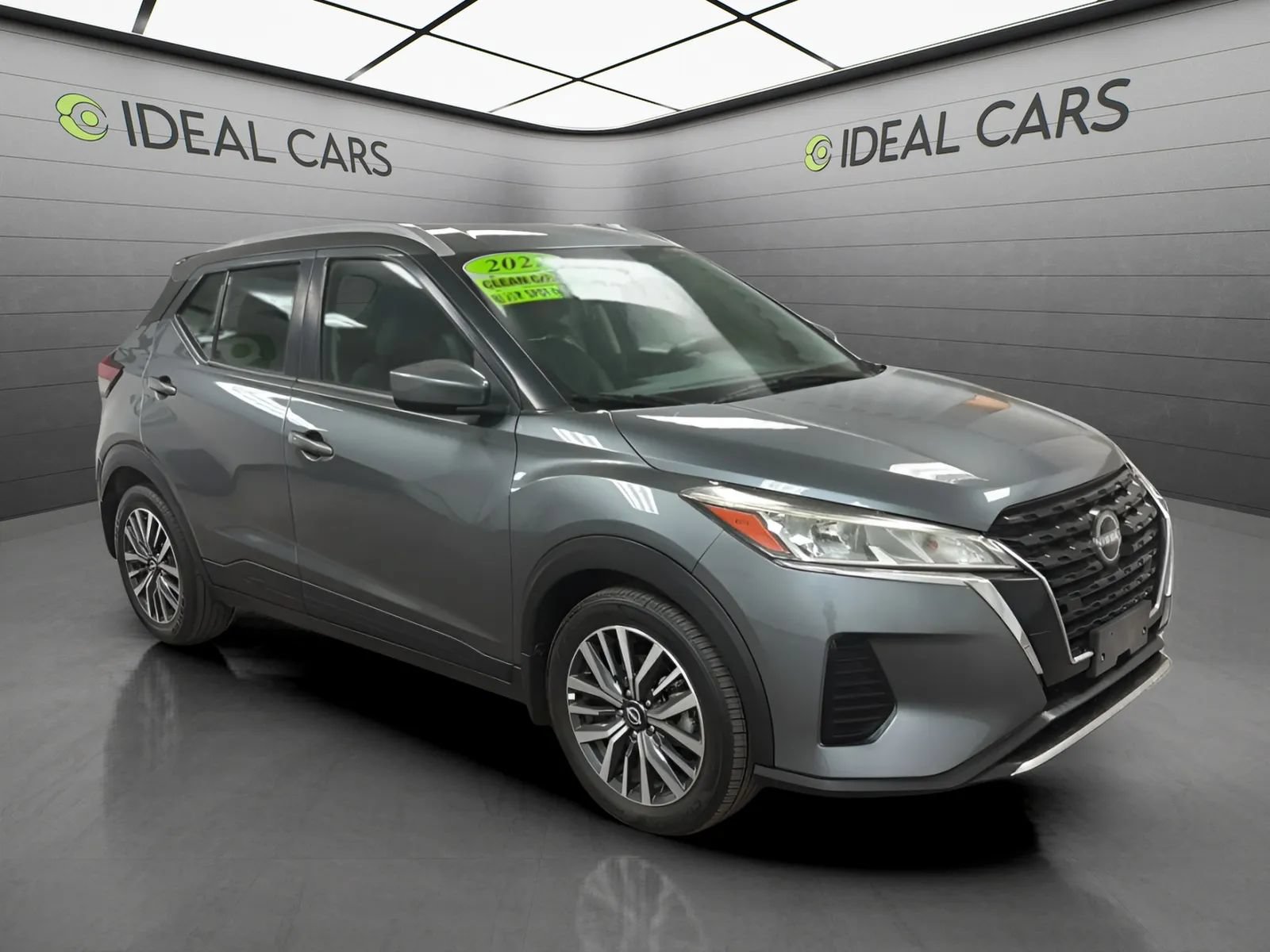 Used 2022 Nissan Kicks SV FWD image 3