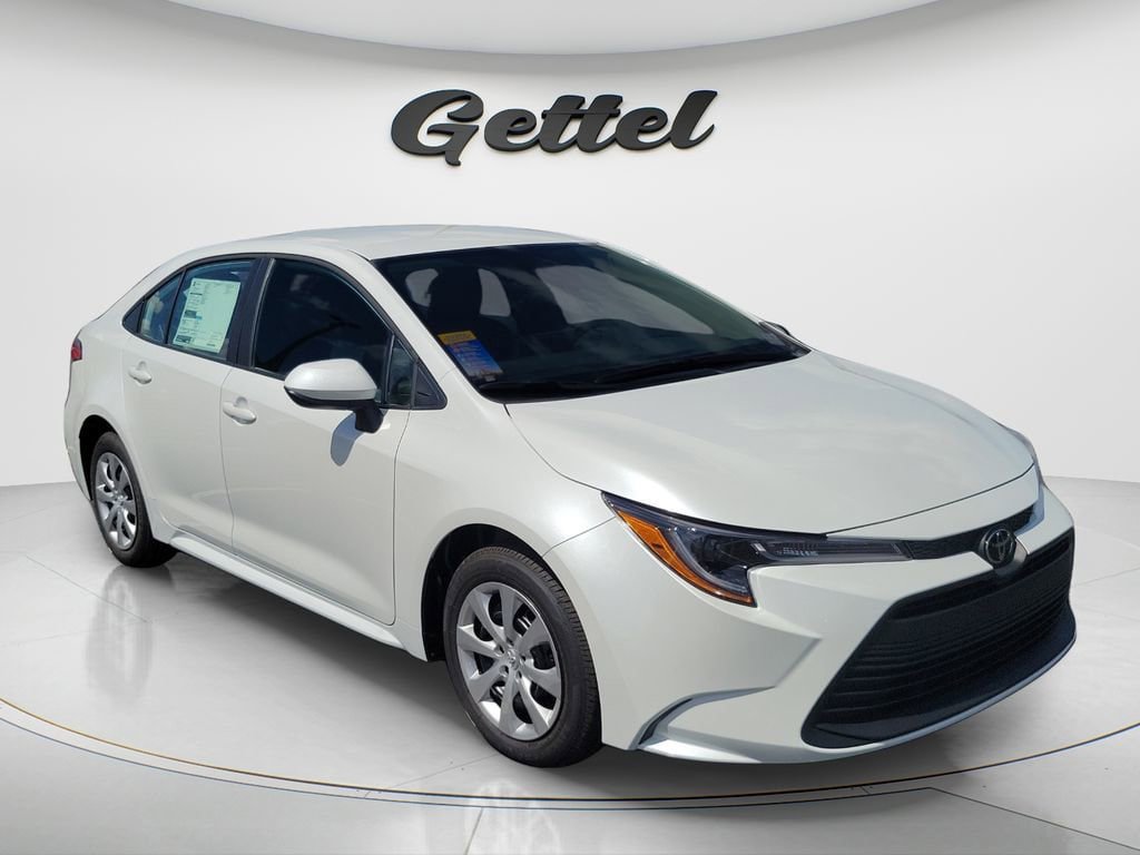 New 2026 Toyota Corolla LE FWD image 3