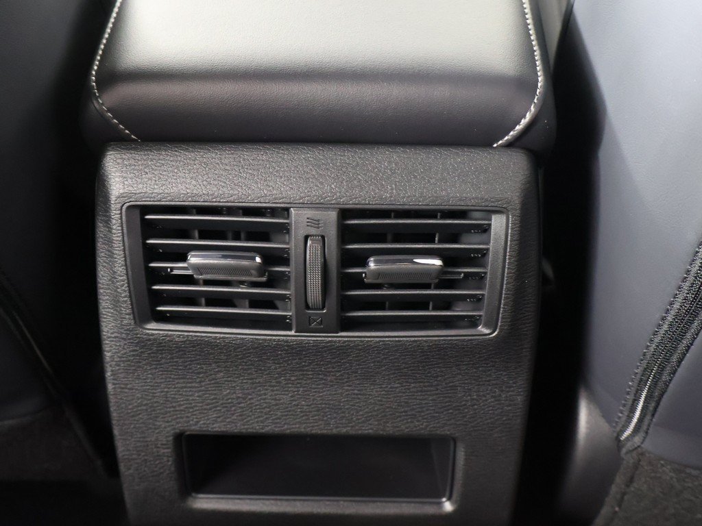 New 2027 Mitsubishi Outlander LE AWD/4WD image 52