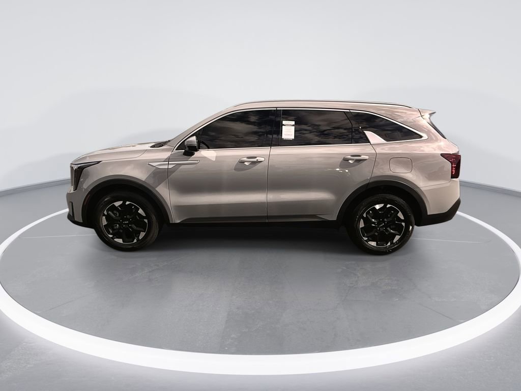 Used 2025 Kia Sorento S FWD image 5