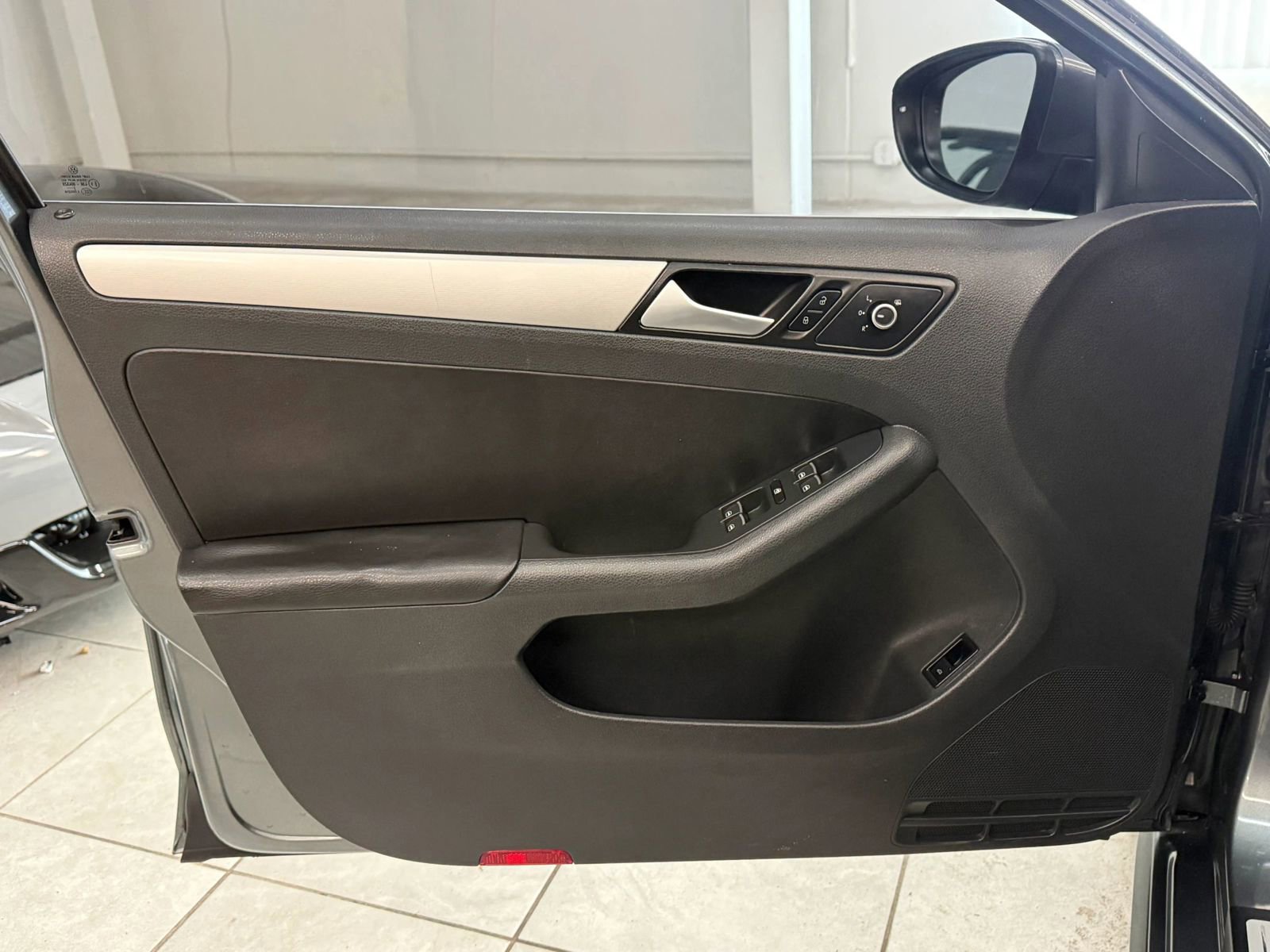 Used 2014 Volkswagen Jetta GLI image 15