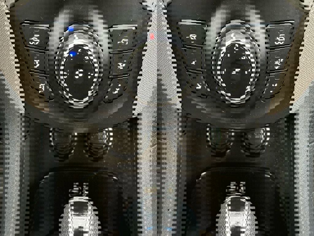 Used 2017 Hyundai Santa Fe Sport image 26