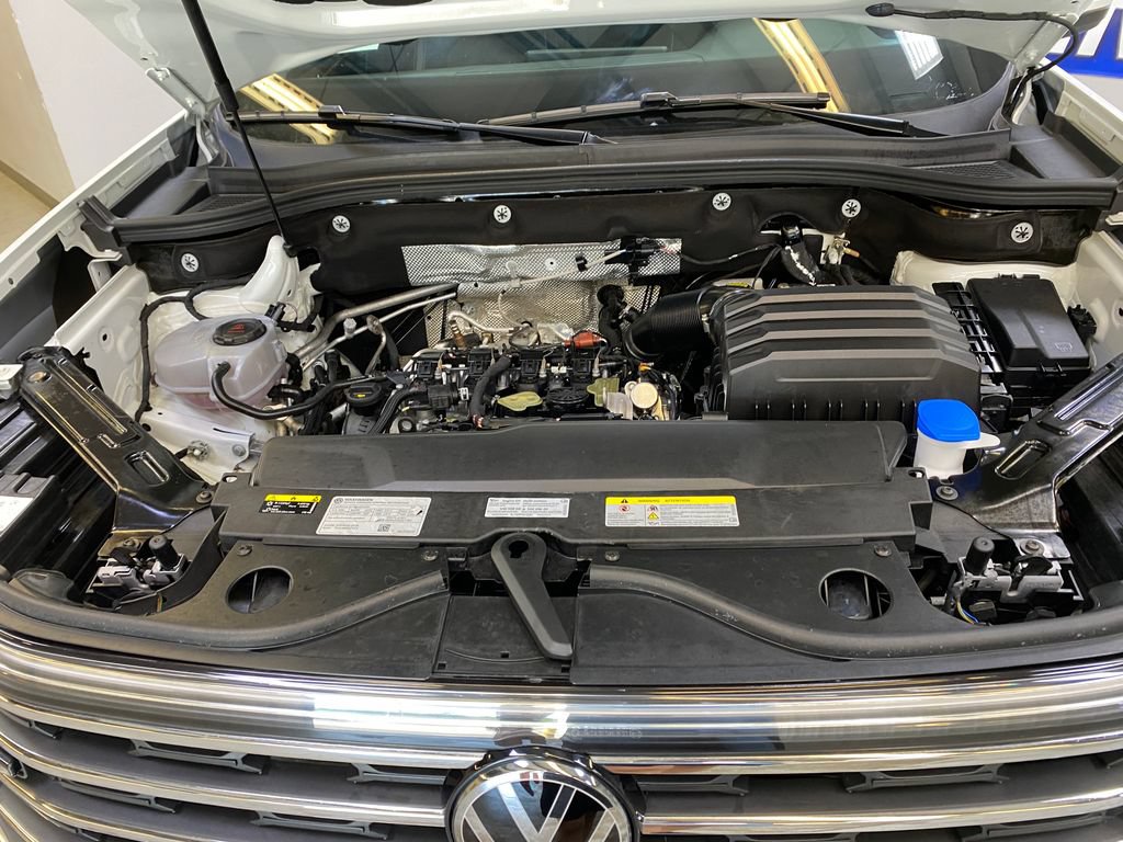Used 2025 Volkswagen Atlas SE FWD image 9