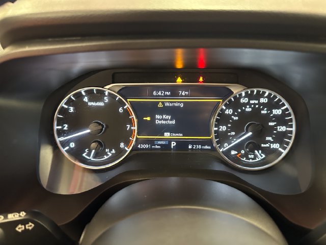 Used 2024 Nissan Rogue SV AWD/4WD image 19