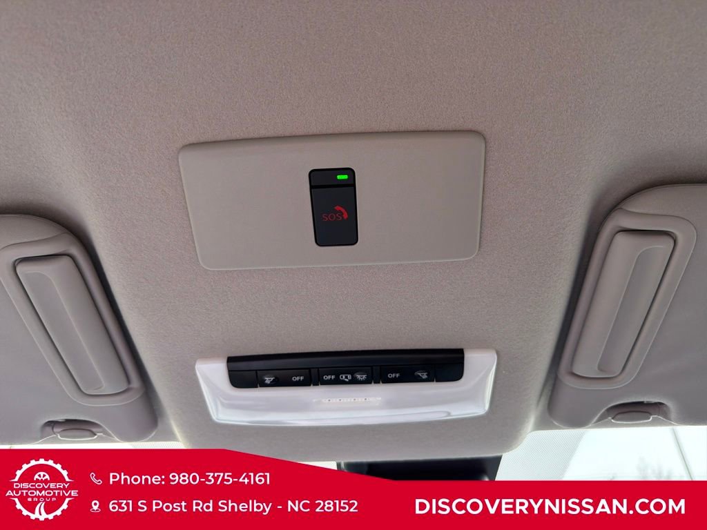 Certified 2025 Nissan Versa SR w/ Trunk Package image 25