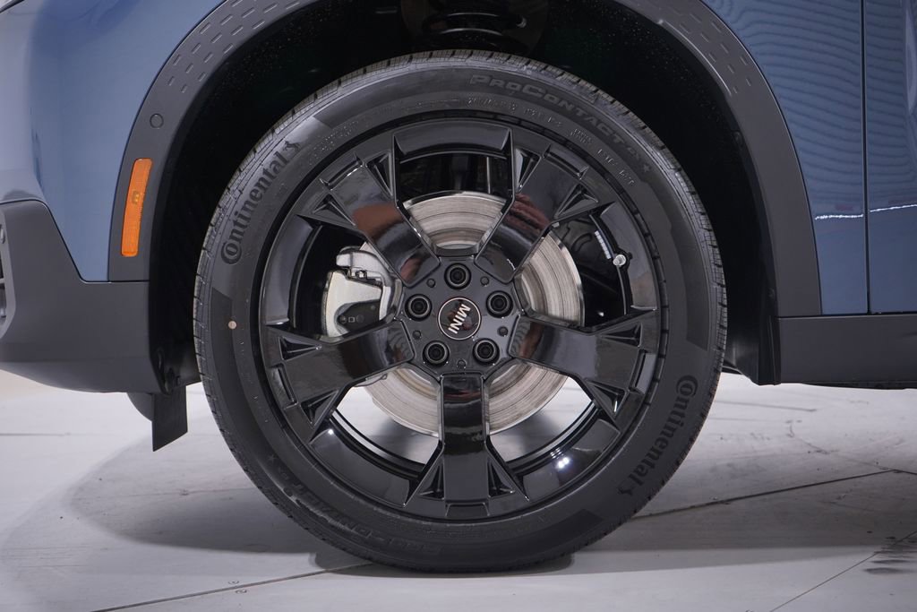 New 2026 MINI Cooper Countryman SE AWD/4WD image 2