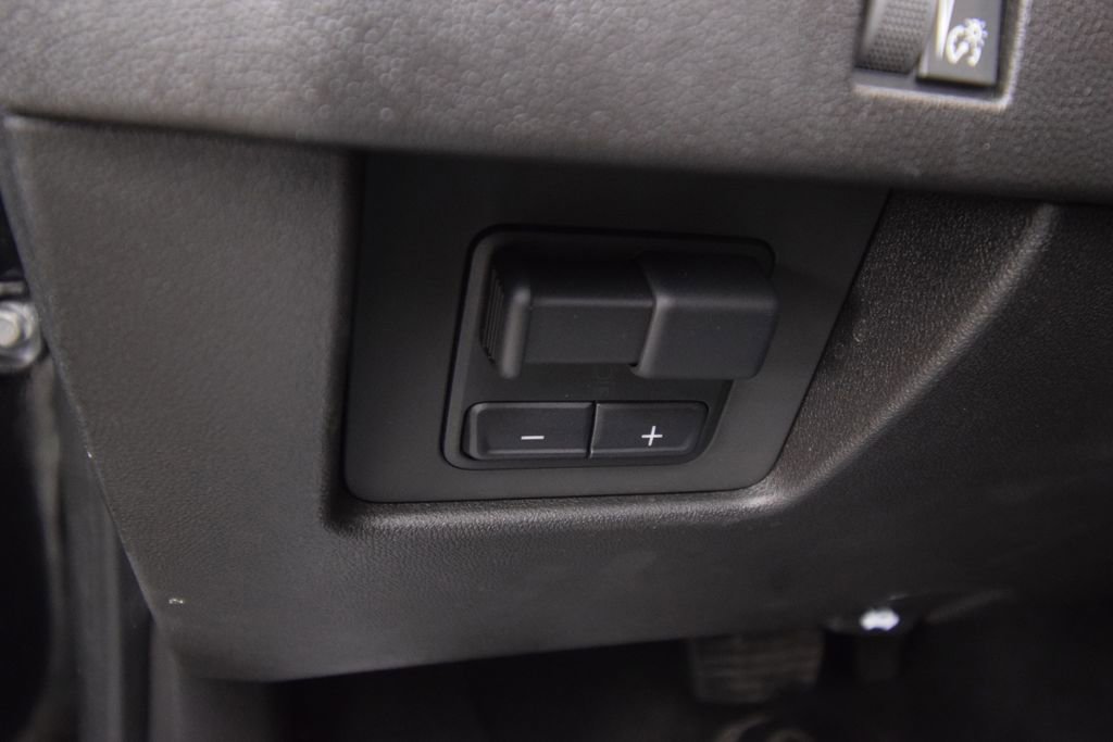 Used 2025 GMC Canyon Elevation w/ Convenience Package AWD/4WD image 37