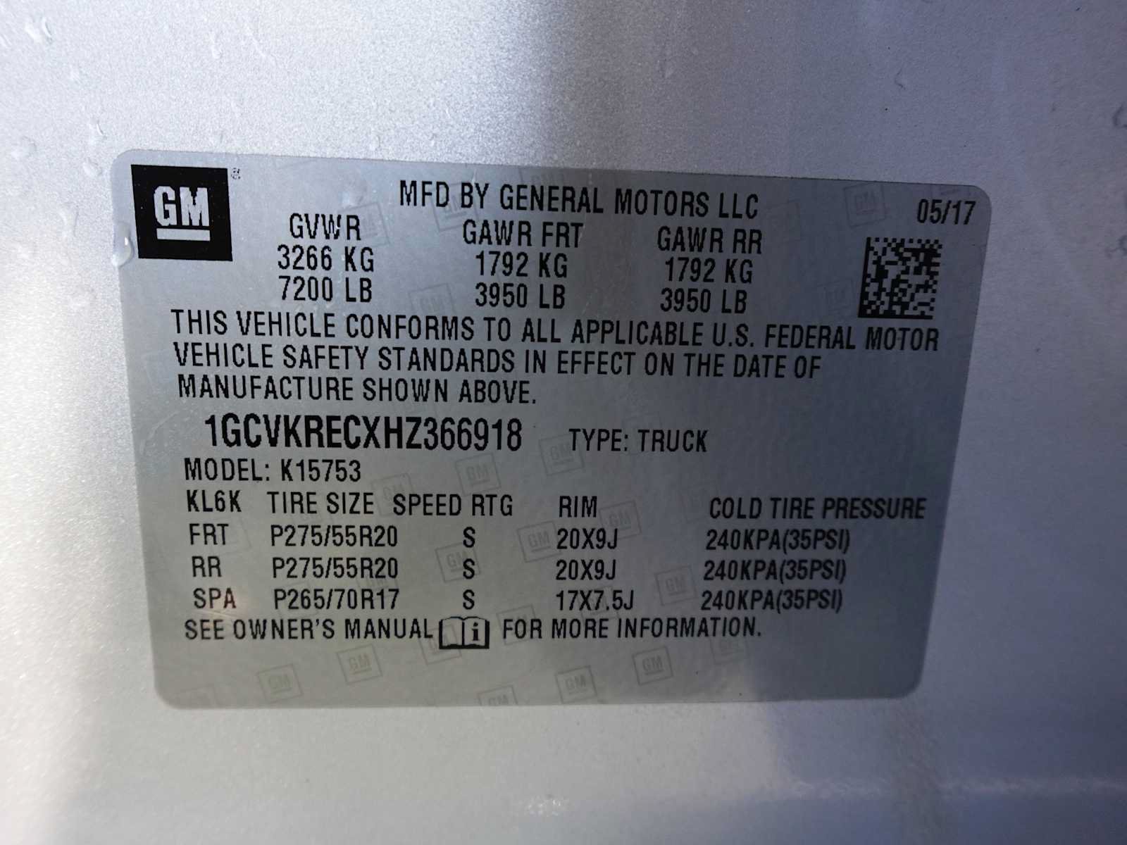 Used 2017 Chevrolet Silverado 1500 LT w/ Redline Edition AWD/4WD image 29
