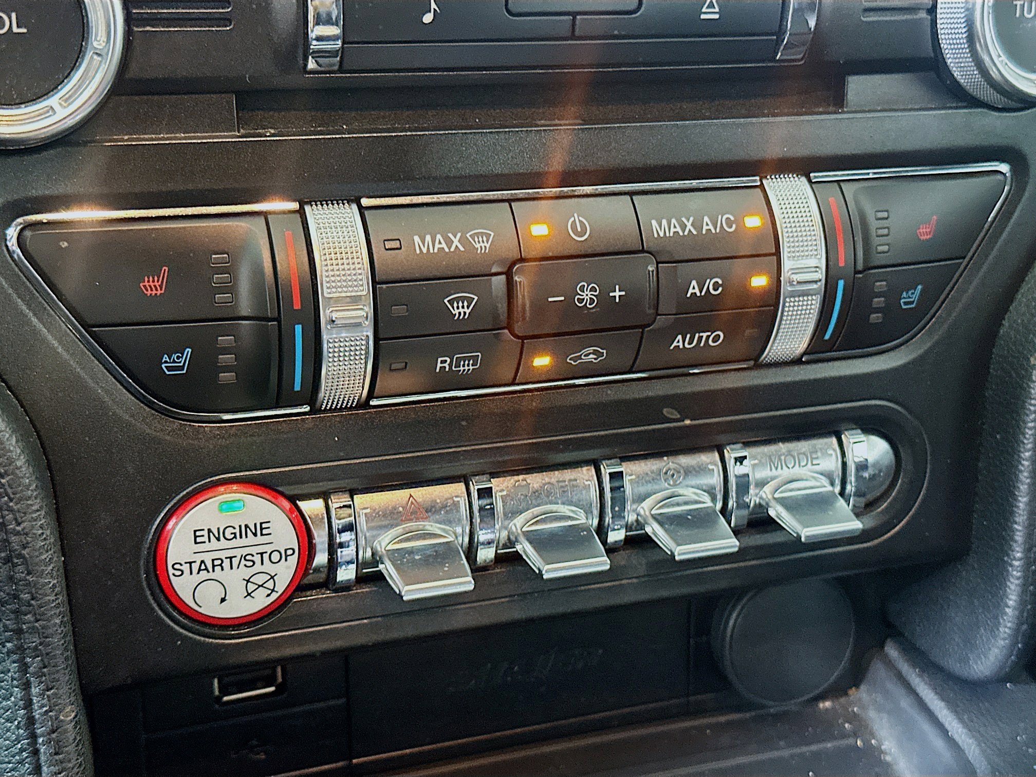 Used 2015 Ford Mustang GT Premium image 22