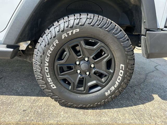 Used 2017 Jeep Wrangler Unlimited Sport image 7