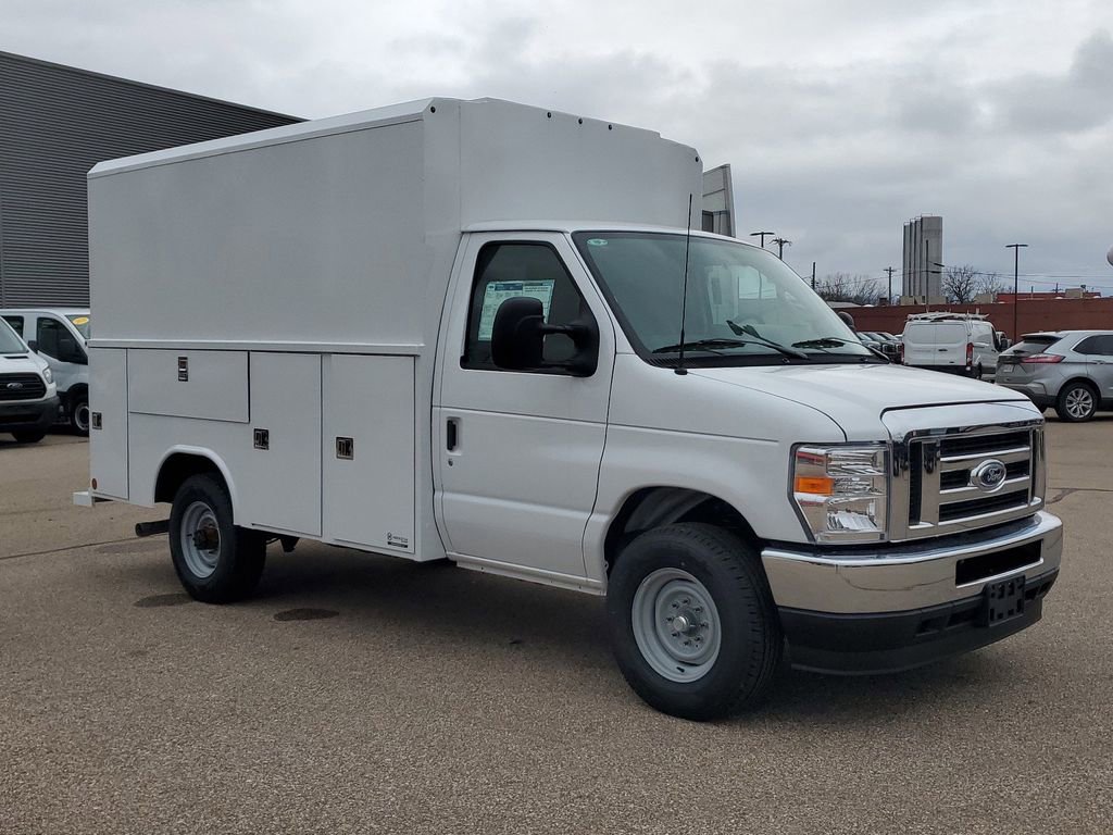 New 2025 Ford E-350 and Econoline 350 Super Duty w/ Power Equipment Group image 2