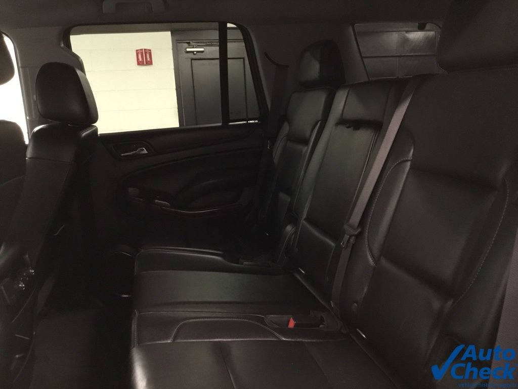 Used 2017 GMC Yukon SLT AWD/4WD image 37