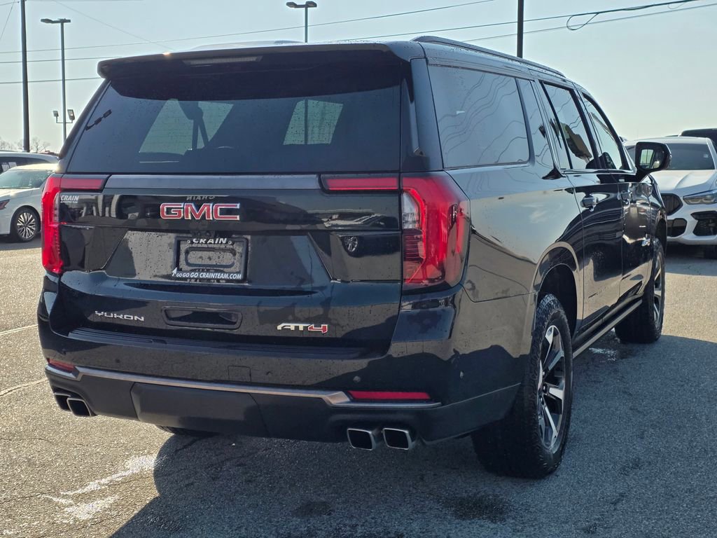 Used 2025 GMC Yukon XL AT4 Ultimate image 8