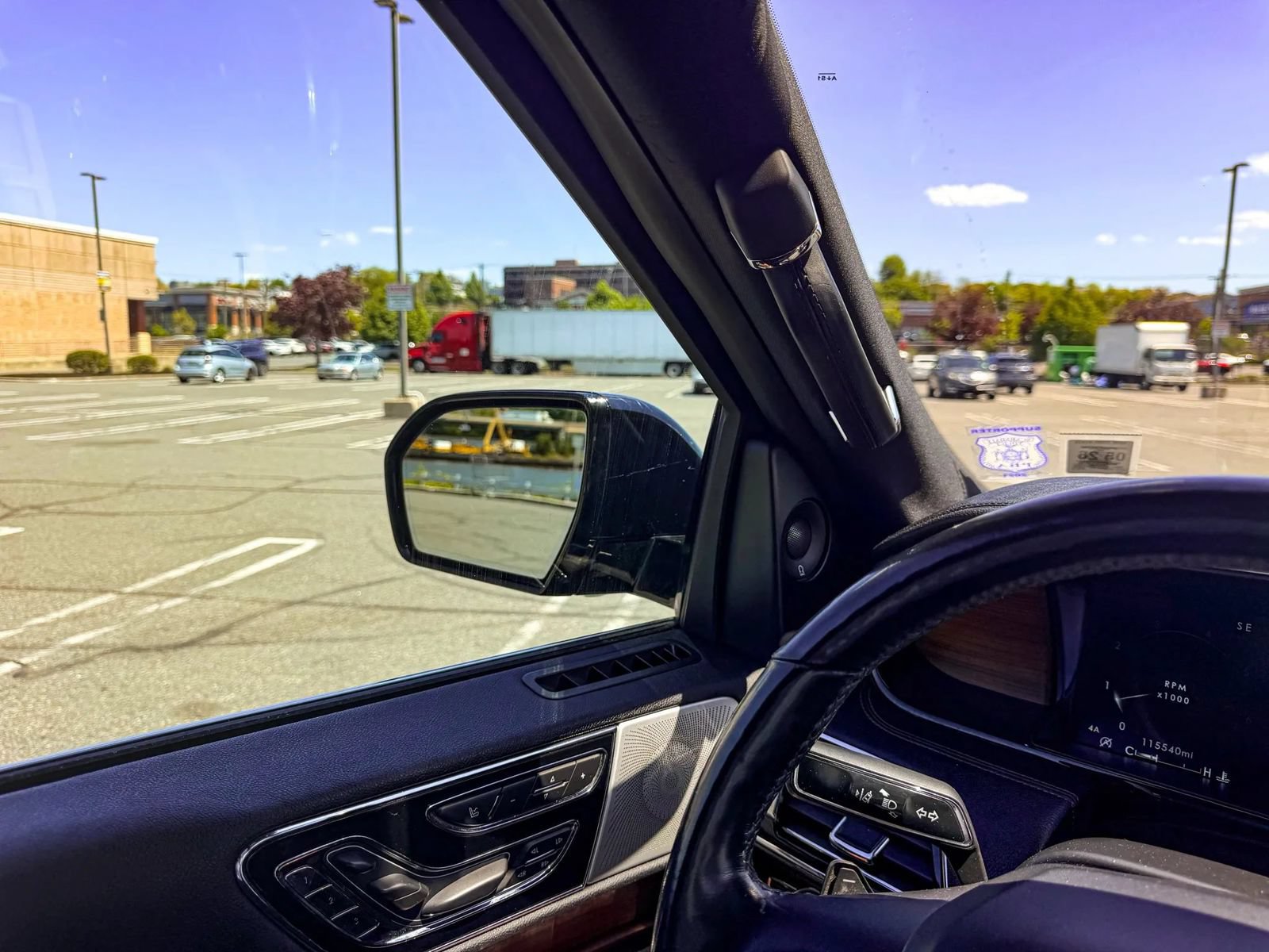 Used 2019 Lincoln Navigator L Reserve w/ Cargo Package AWD/4WD image 35