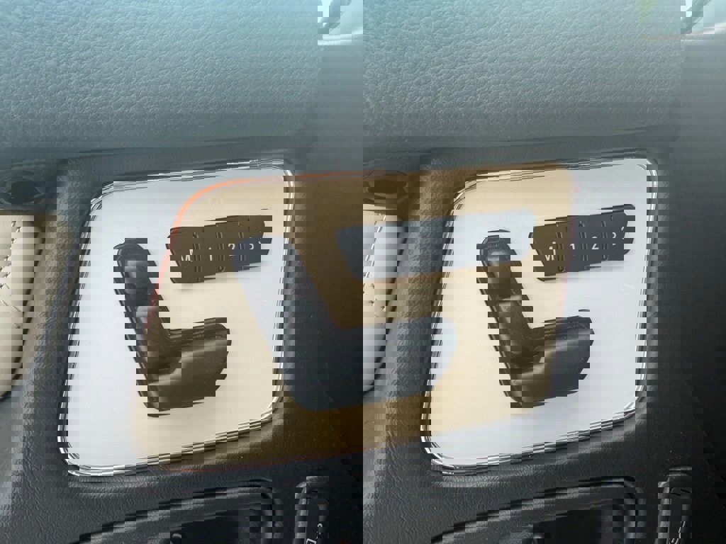 Used 2016 Mercedes-Benz G 63 AMG 4MATIC image 13