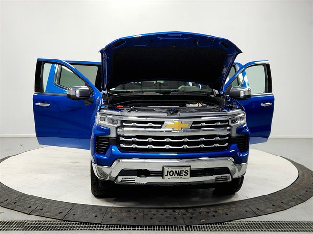 Used 2023 Chevrolet Silverado 1500 LTZ w/ LTZ Convenience Package II image 10