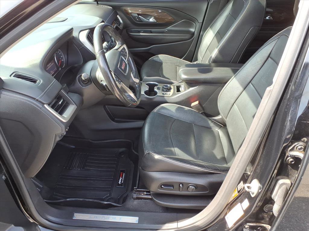 Used 2020 GMC Terrain Denali w/ Denali Premium Package FWD image 10