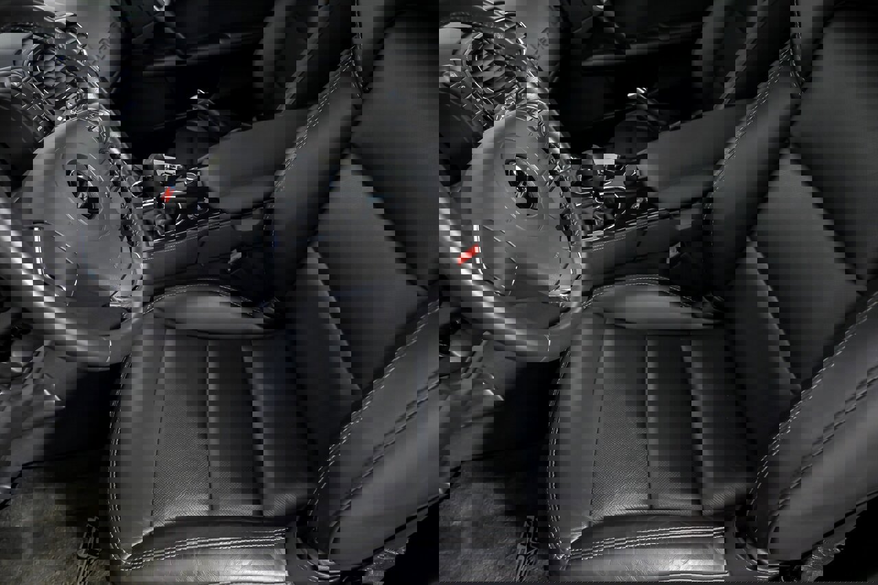 Used 2013 Chevrolet Corvette Z06 w/ Battery Protection Package image 22