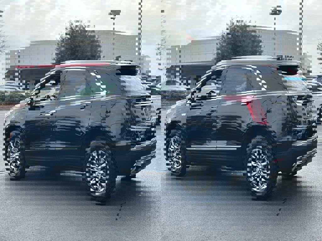 Used 2023 Cadillac XT5 Premium Luxury w/ LPO, Floor Liner Package image 11