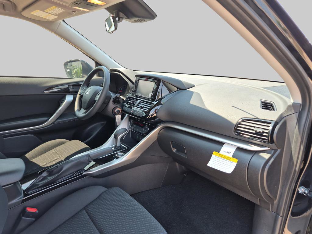 Used 2025 Mitsubishi Eclipse Cross ES image 25
