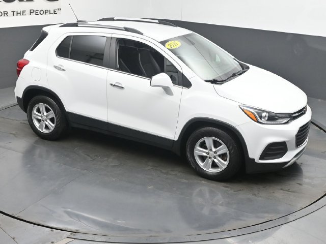 Used 2017 Chevrolet Trax LT w/ LT Convenience Package FWD image 43