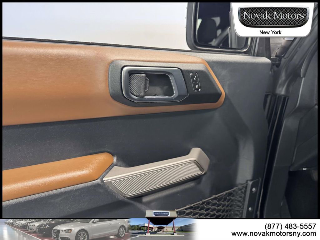 Used 2023 Ford Bronco Outer Banks AWD/4WD image 13