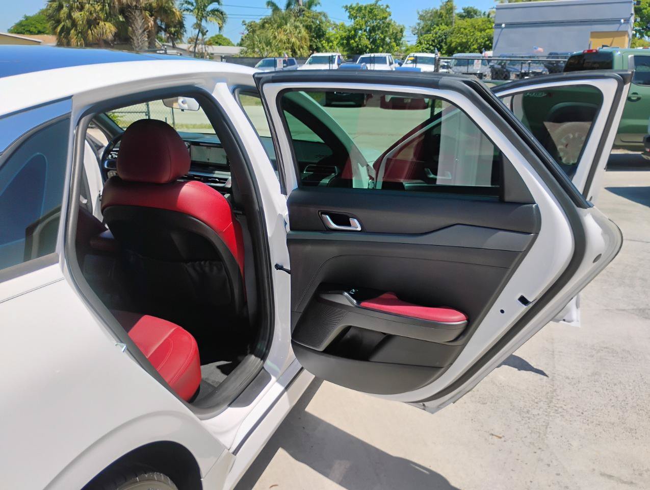 Used 2022 Kia K5 GT-Line w/ GT-Line FWD Premium Package image 37