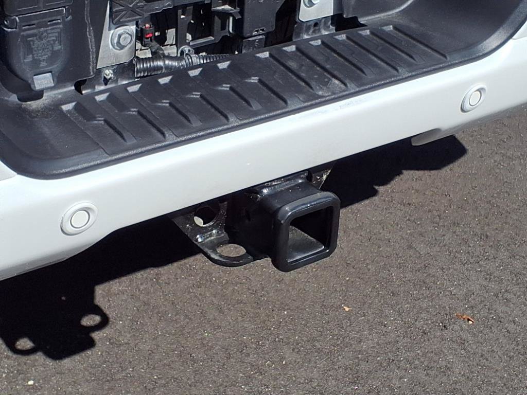 Certified 2024 Chevrolet Silverado 1500 High Country w/ Technology Package AWD/4WD image 8