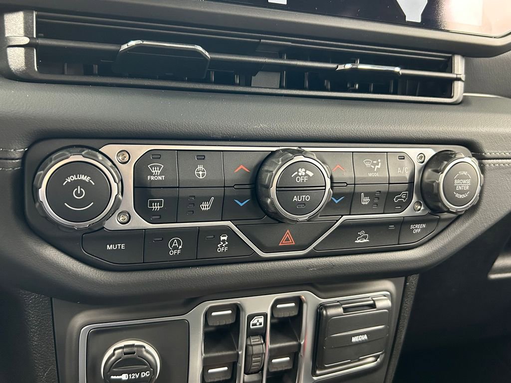New 2026 Jeep Gladiator Mojave AWD/4WD image 20