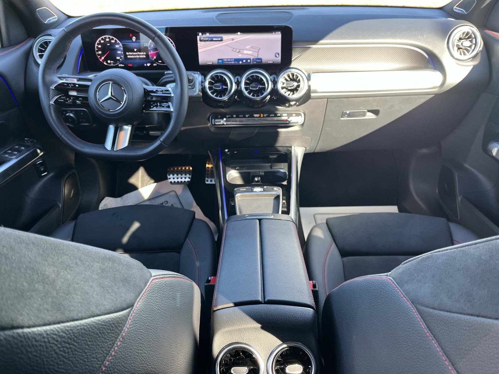 Certified 2024 Mercedes-Benz GLB 250 image 13