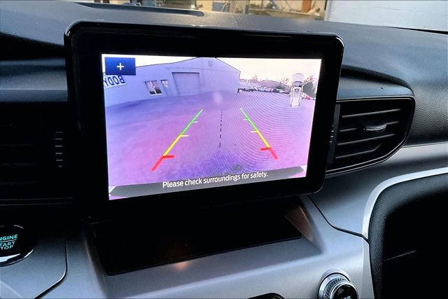 Used 2022 Ford Explorer XLT image 23