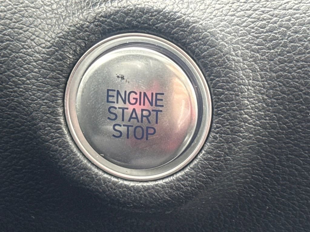 Used 2023 Hyundai Sonata Limited w/ Preferred Accessory Package image 38