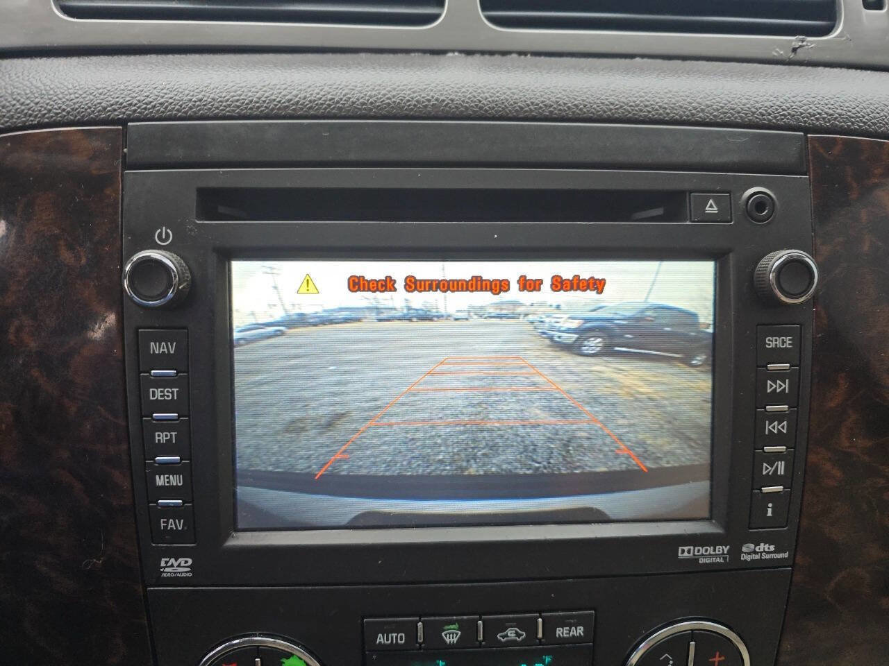 Used 2013 GMC Yukon Denali image 16