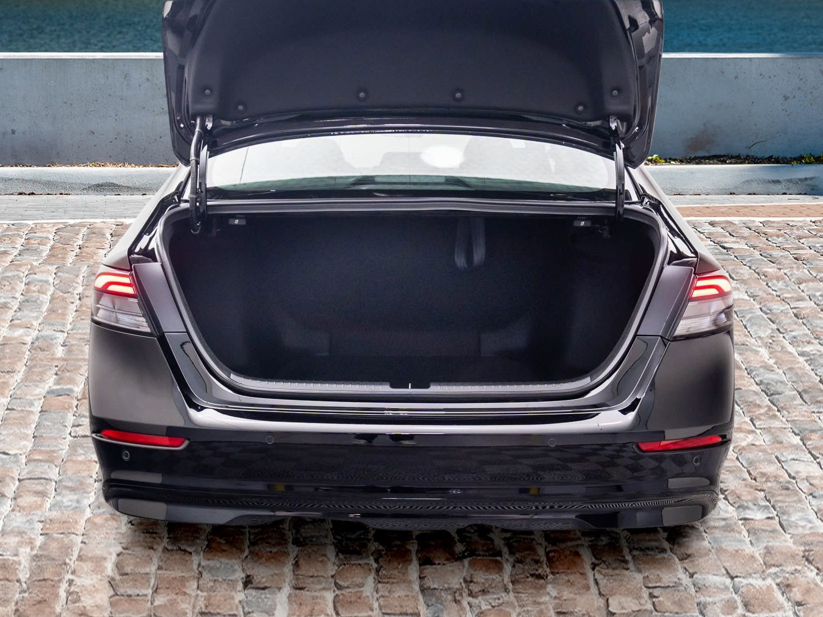 New 2025 Honda Accord Touring image 29