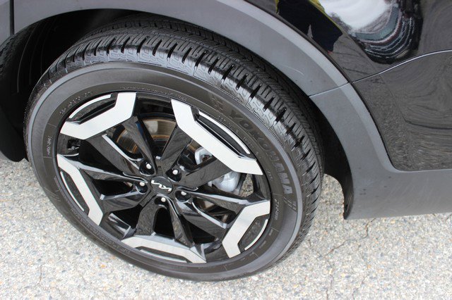 Used 2023 Kia Telluride S w/ S Sunroof Package image 3