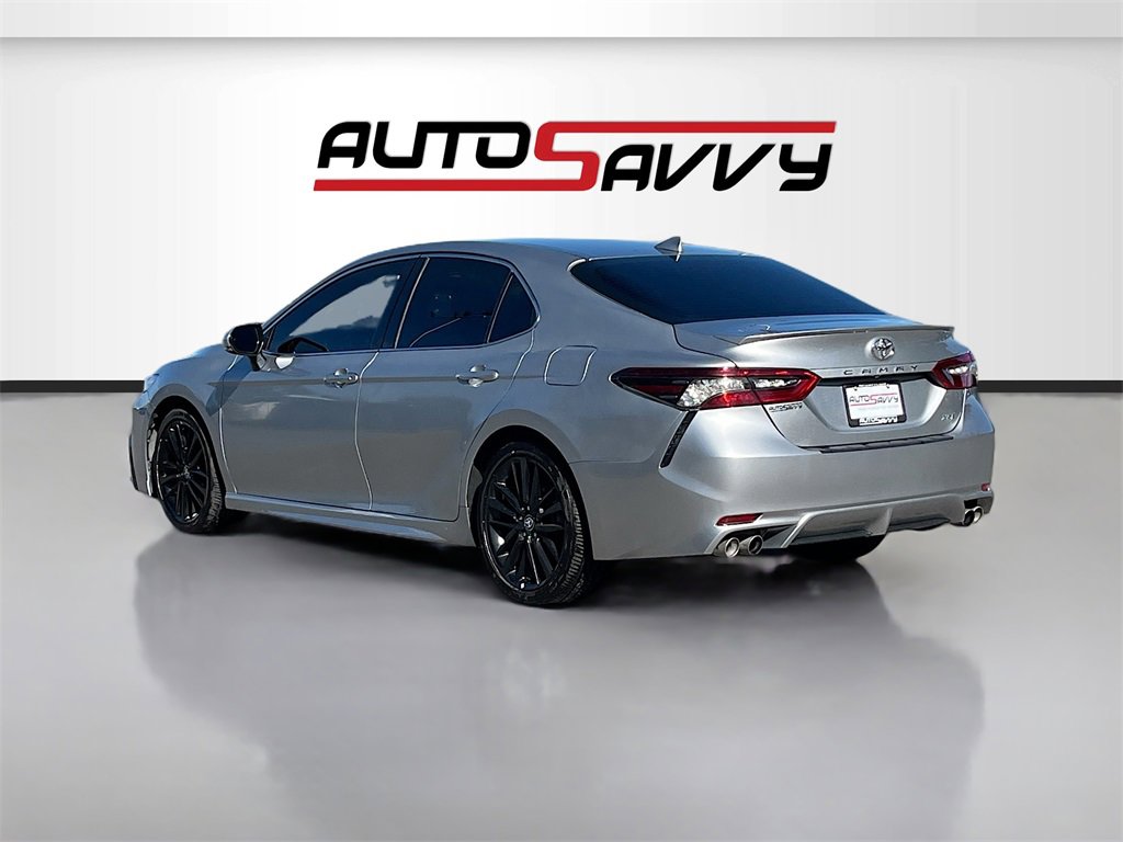 Used 2021 Toyota Camry XSE image 5