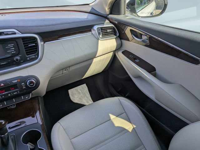 Used 2016 Kia Sorento EX w/ EX Premium Package FWD image 18