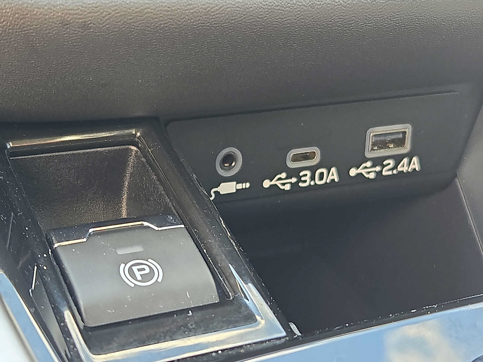 Used 2024 Subaru Legacy Premium AWD/4WD image 24