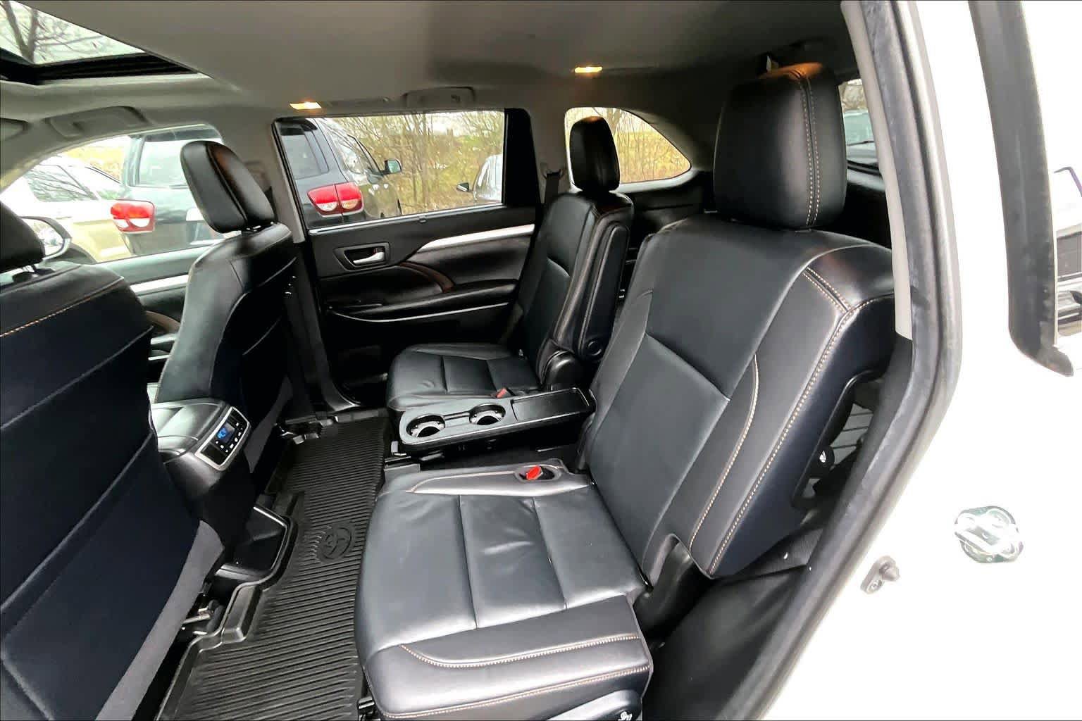 Certified 2019 Toyota Highlander XLE image 20