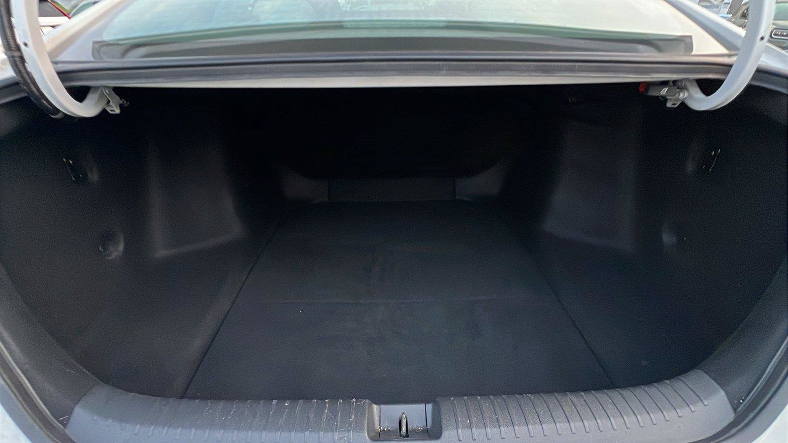 Certified 2025 Honda Accord LX image 15