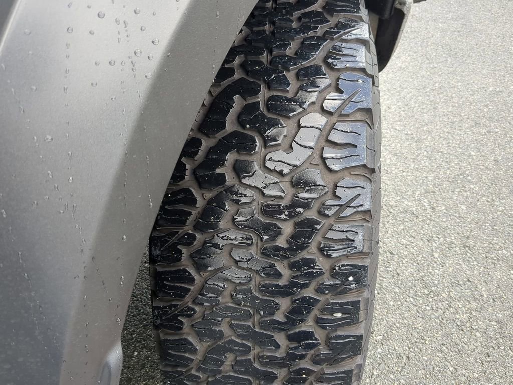 Used 2023 Ford F150 Raptor image 11